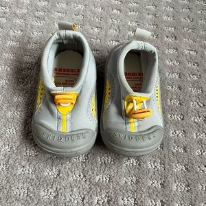 Baby swim shoes size 4 (12 mo)